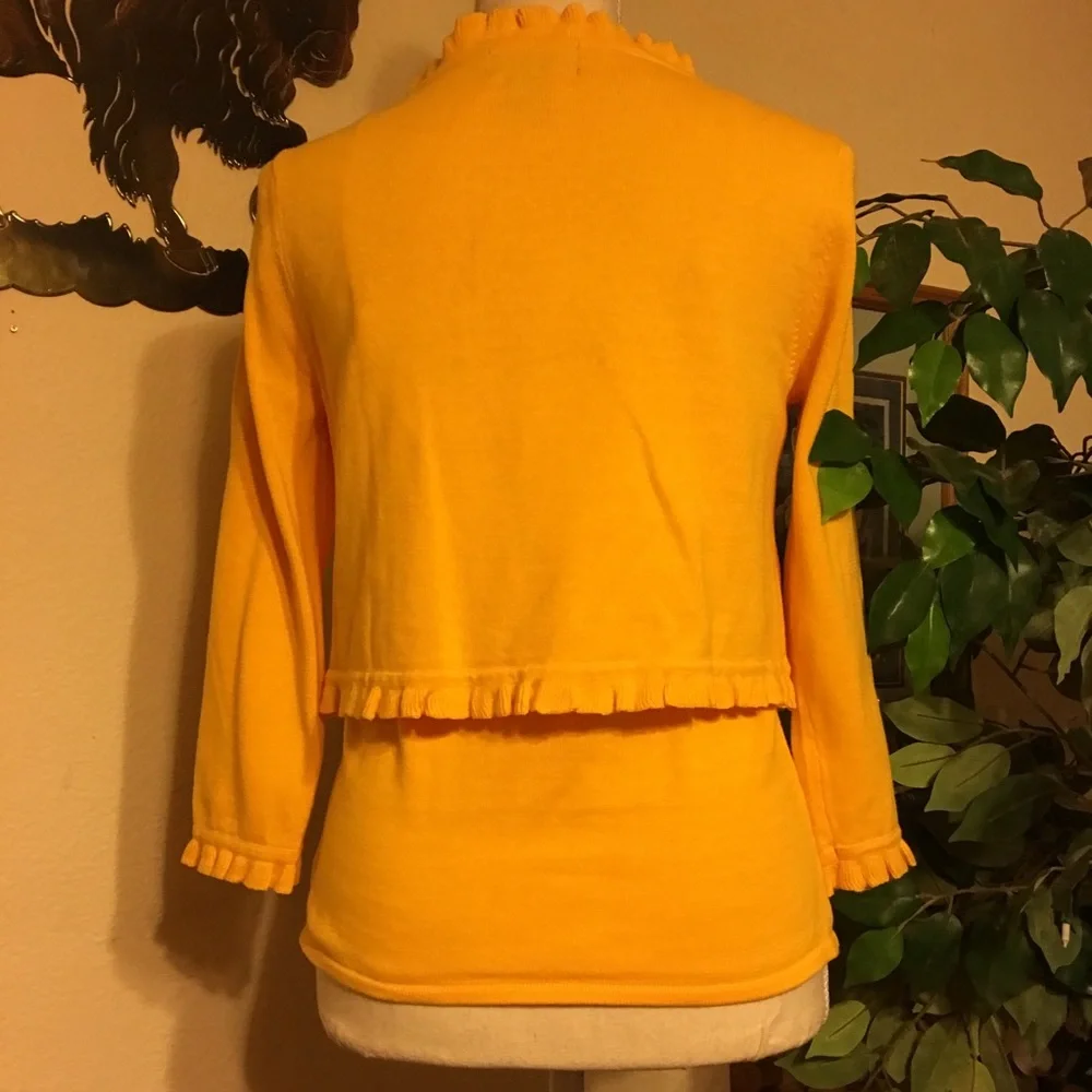Forenza mustard 2-piece tank and shrug set NWT S